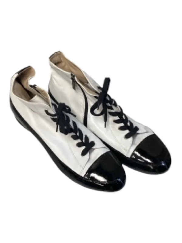 booties for business casual-  Taryn Rose Shoe Size 42 Black & White Leather & Patent Leather Lace Up Booties