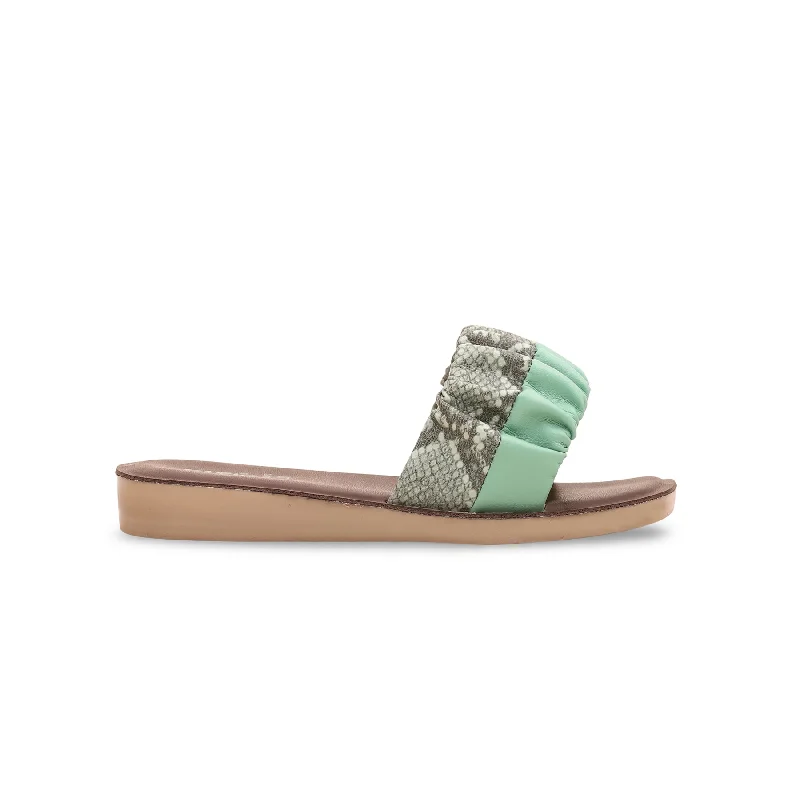 Slippers trendy look-Slippers for cozy vibes-Girls Green Casual Slipper KD5372