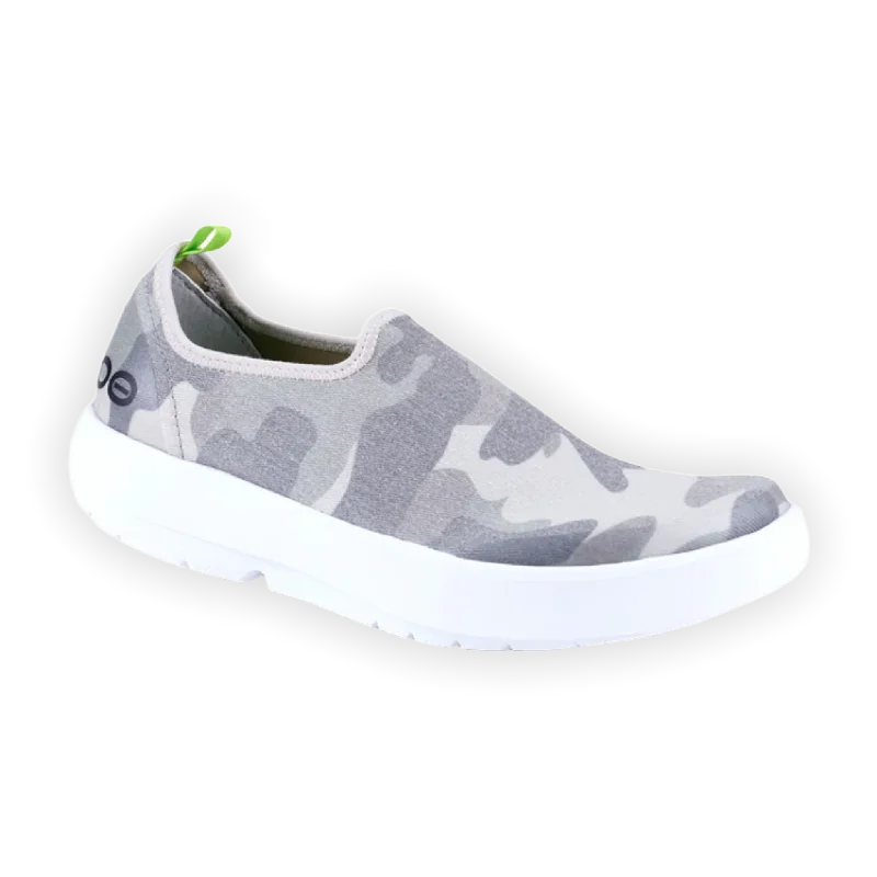 Women's OOmg eeZee Low Shoe