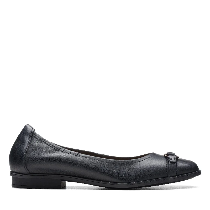 Loafers low heel-Loafers for formal occasions-Clarks Lyrical Sky in Black Leather