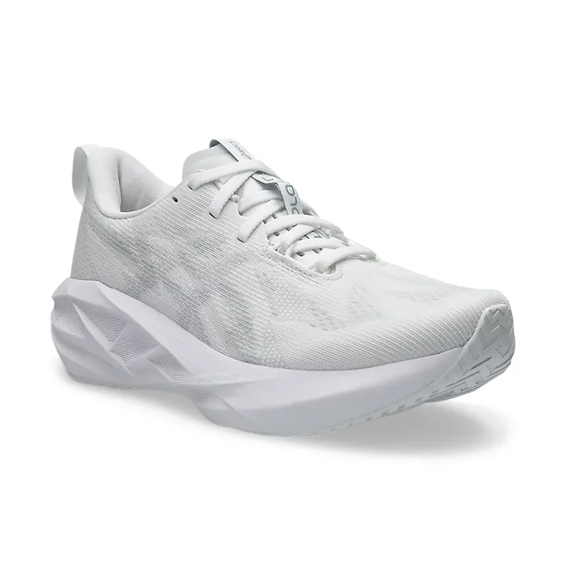 Women's Novablast 5 White/Piedmont Grey